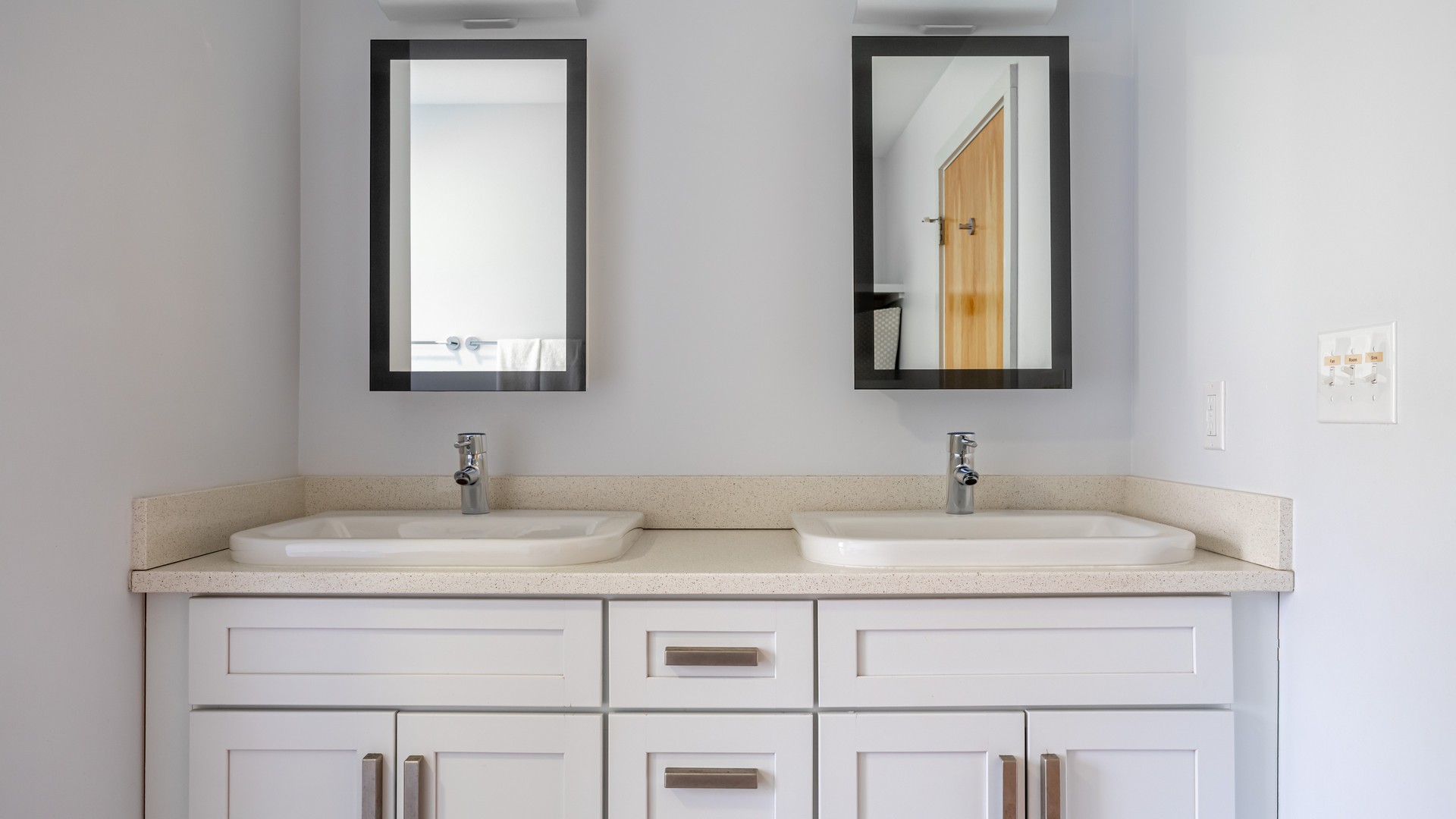 Why a Bathroom Vanity Isn’t Just a Smaller Kitchen Counter